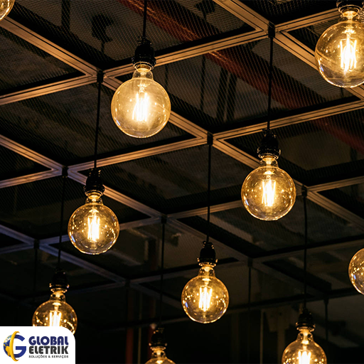 Instalação de iluminação em fachadas